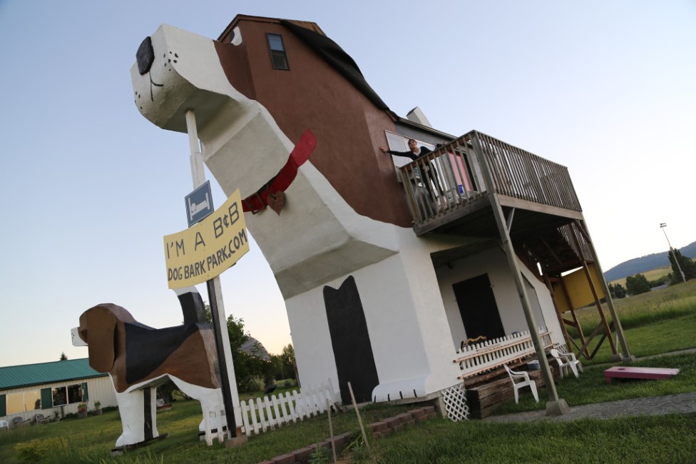 Dog Bark Park Inn au Montana maison chien Etats Unis 2